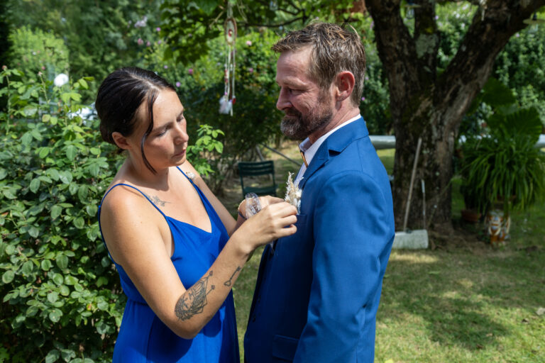 mariée et sa témoin photographe mariage gers