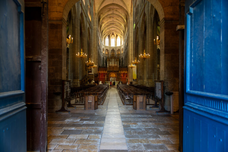cathédrale auch Mai 2024