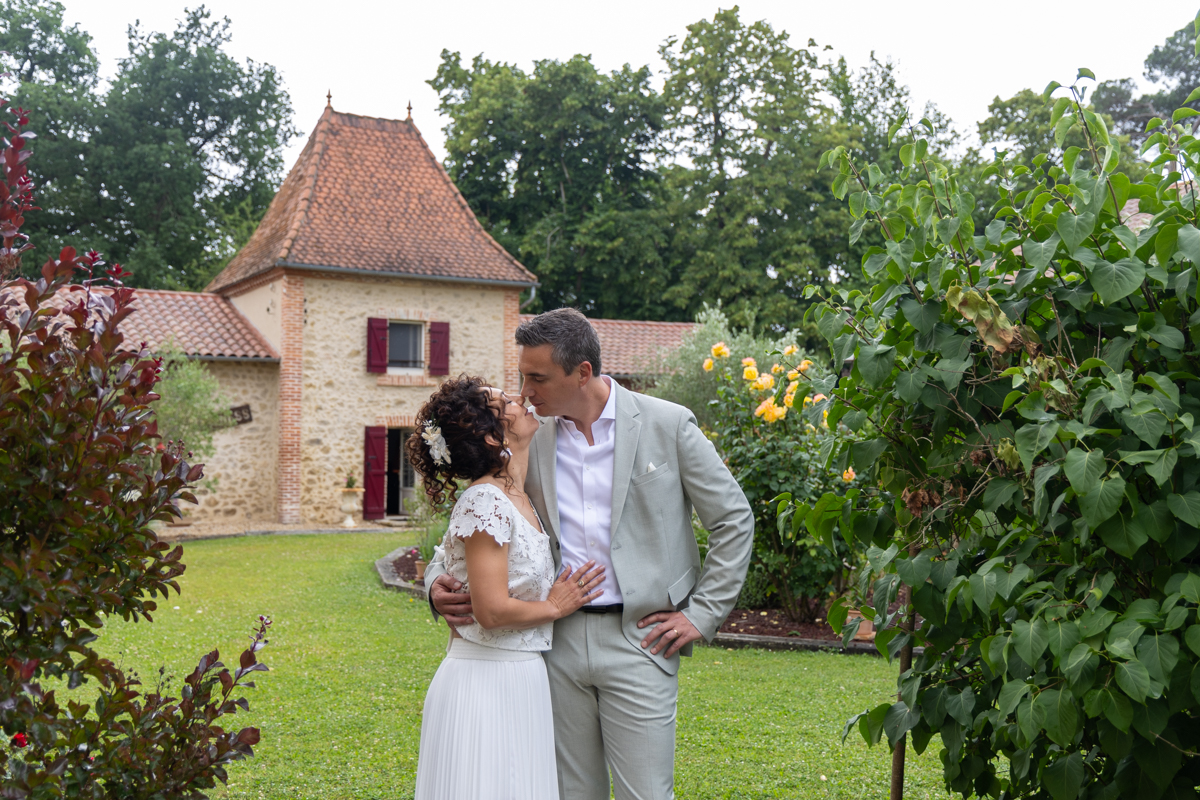 Mariage Emmanuelle et Romuald maison d'hôte Dainte Marie Mirande