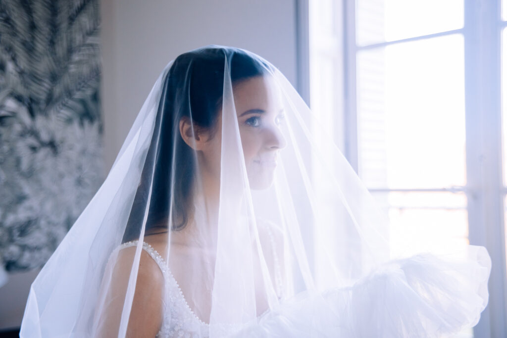 préparatifs Lola : mariage Lola et Gabriel Château de la baronnie