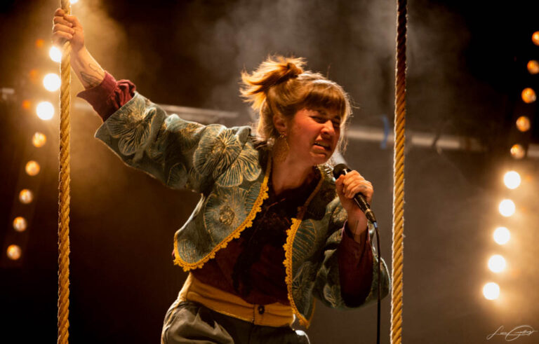 Photo de scène lors du festival CIRCa à Auch Ogre Circa 2022