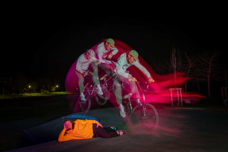 photo flash multi vélo au pumptrack Laure Geoffroy photographie